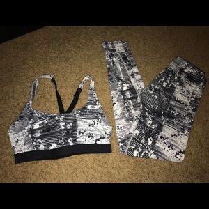 Oakley work out pants and sports bra❤️